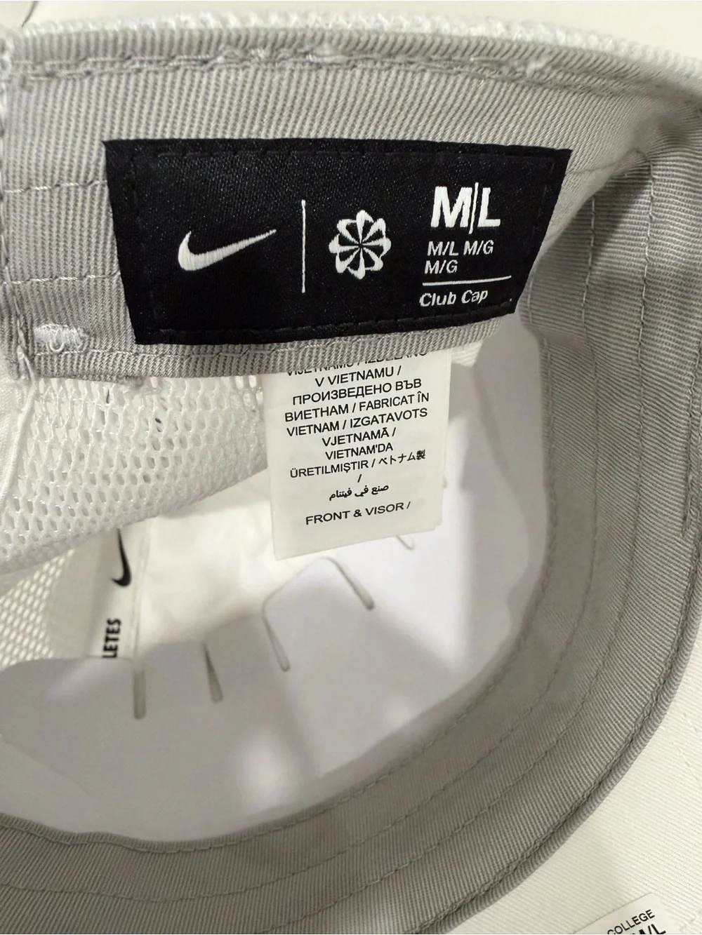 Nike Penn State Nittany Lions PSU White Mesh Back Club Cap Hat Men’s M/L NCAA